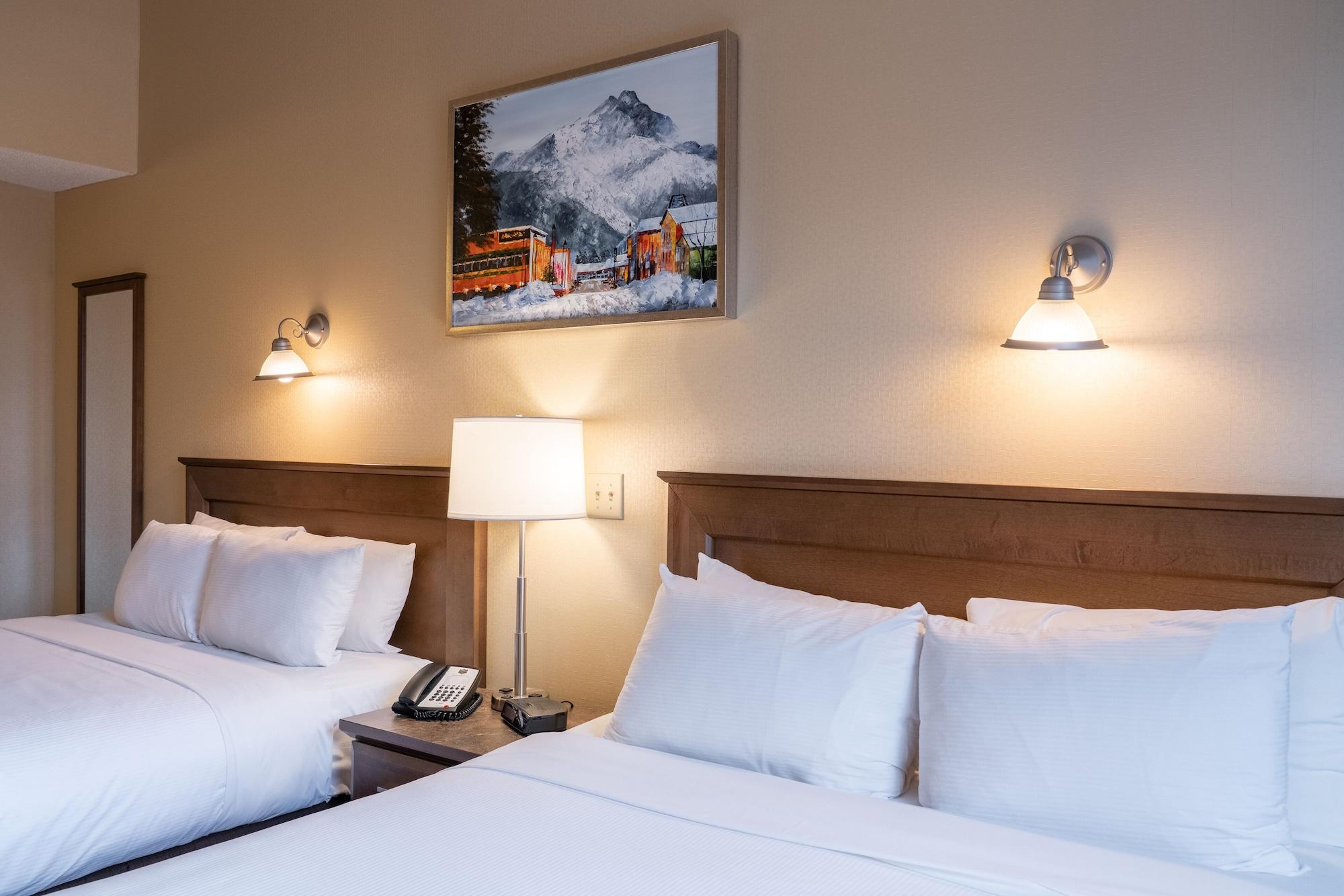 Irwin'S Mountain Inn Banff Extérieur photo