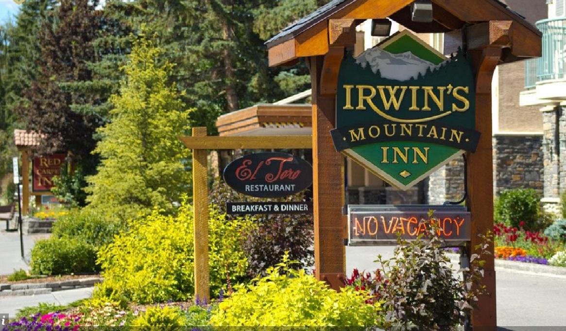 Irwin'S Mountain Inn Banff Extérieur photo